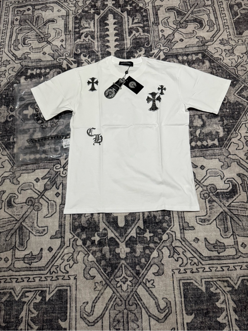 Chrome Hearts White Short-Sleeve Graphic Cross Tee